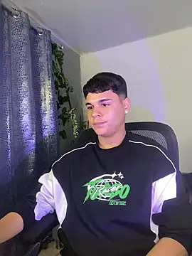 eithan_jonnes webcam