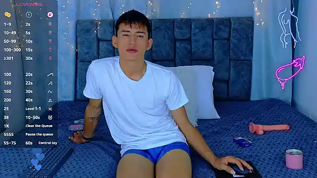 NicolasTorrez live sex cam