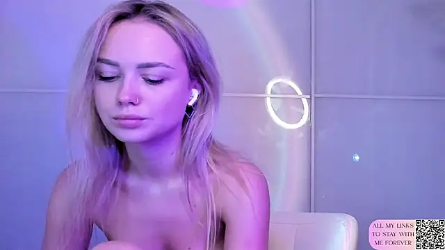 MaryDreaminess webcam