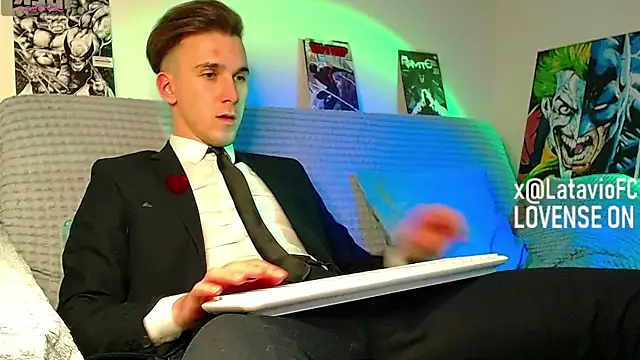 midnighter_ - Midnighter_'s free webcam - UK Sex Cams