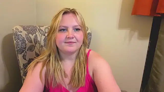 phatassblond - PhatAssBlond's free webcam - UK Sex Cams