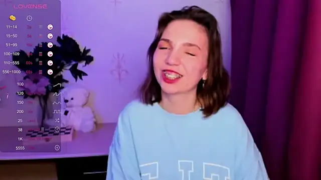 KindHazelHere_ webcam