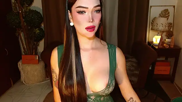 MouthWatering_Ayesha webcam