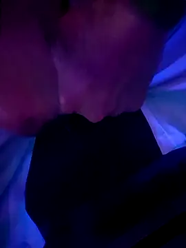 chronic_vibez webcam