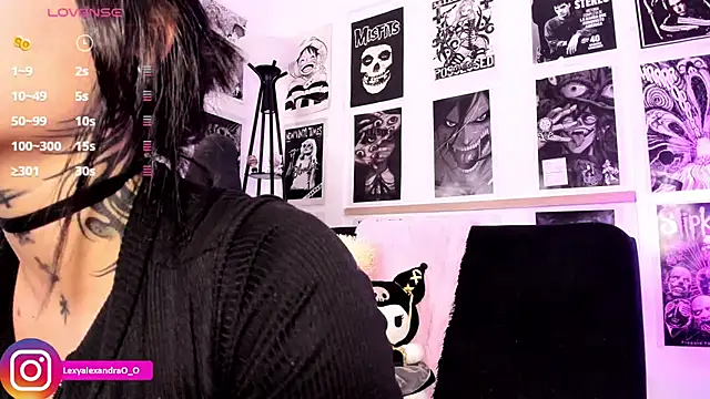 Lexyjoycce live sex cam