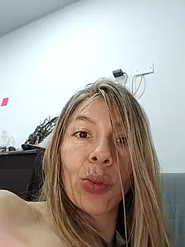 estrella_tasty live sex cam