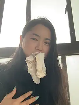 美女DHJM168在线直播