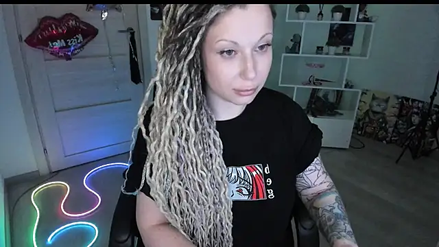 HoneySallyMoore webcam