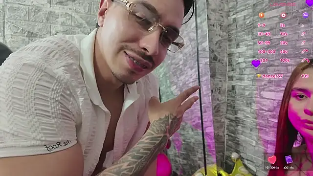 Rich_Couple_69 webcam