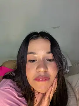 Webcam Model (Aitana98_)  is live.Free join now!