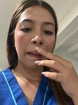 Aaliyah_Salma webcam