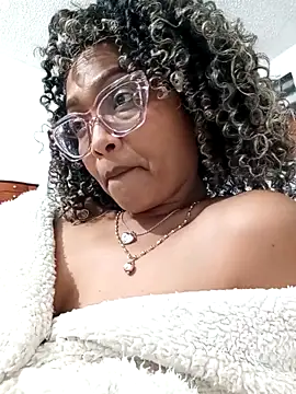 BiiancaEstradaa webcam