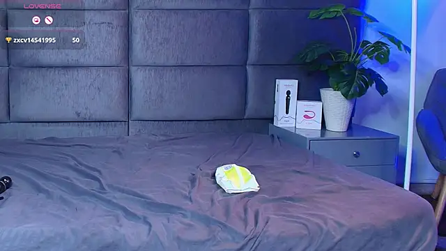 Lana_Presscot webcam