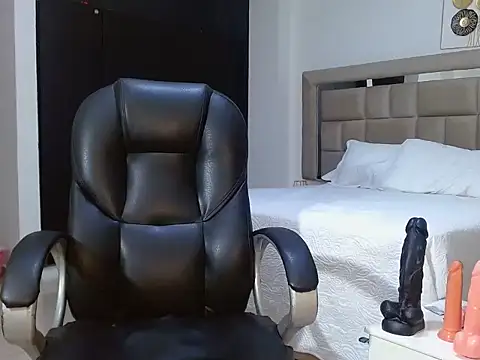 ShellyAdamssxox webcam