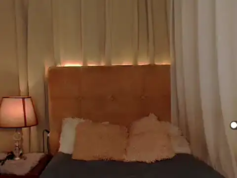 mistressseductionleah webcam