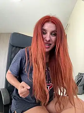 RoxxyDallas's Stripchat show and profile