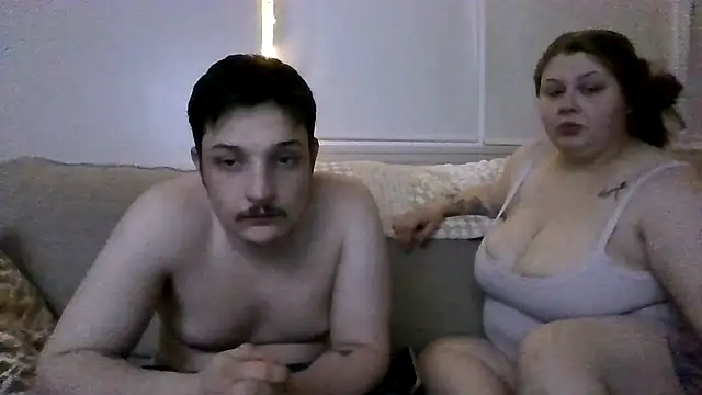 thehoneycouple420 webcam