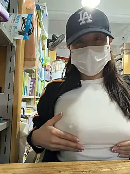 美女zhizhibaobei在线直播