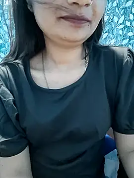 Webcam Model (Vaani_Actress)  is live.Free join now!