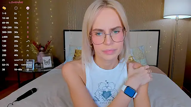 bellatip - Bellatip's free webcam - UK Sex Cams