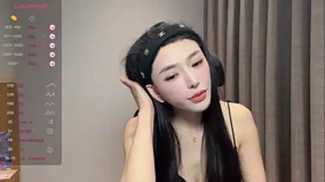 美女kiki-12在线直播