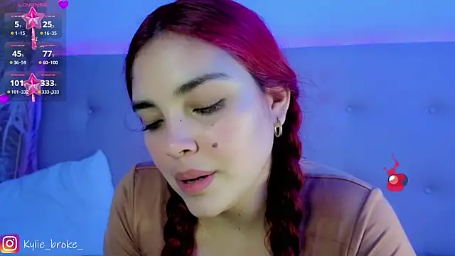 Kylie_brokee webcam
