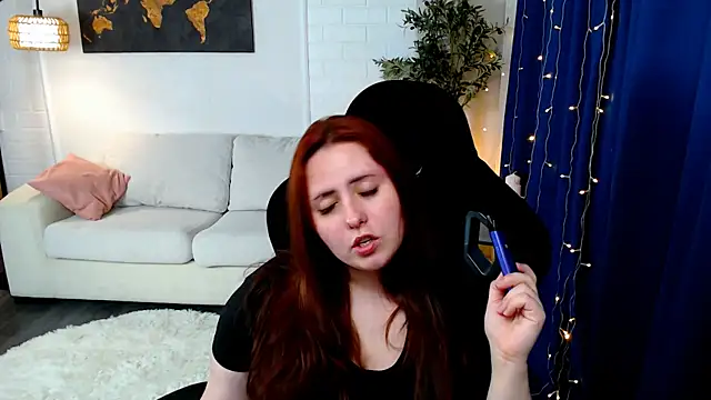 Hennessy_bunny webcam