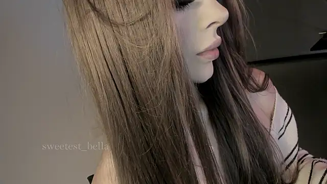 sweetest_bella's live cam