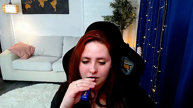 Hennessy_bunny webcam