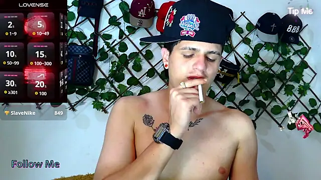 Themasterhades_777 webcam