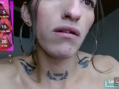 Scarlett_crastrawberry webcam