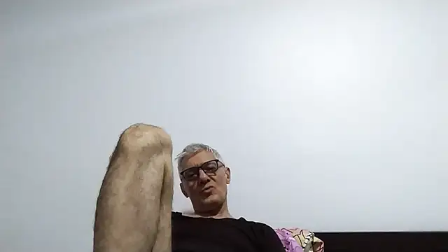 BIGUNCUTHARDCOCK webcam