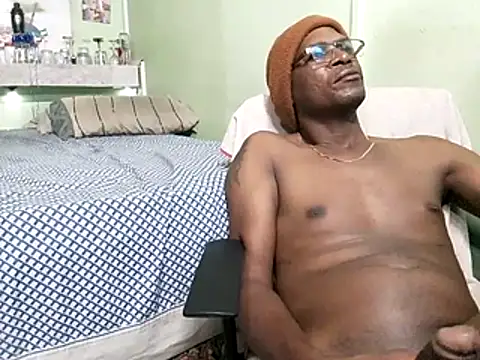 calme_odl1 - Calme_odl1's free webcam - UK Sex Cams