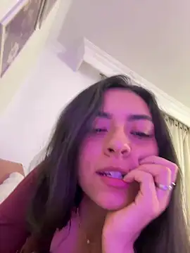 canelleGarces webcam