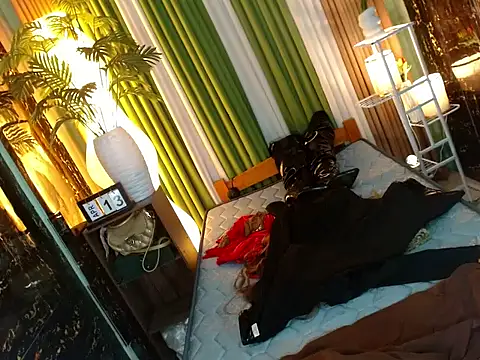 Queen_kendalx19 webcam