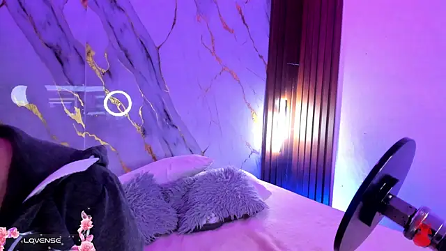 Mm0llylewis18 webcam