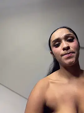 Isabella-Teen webcam