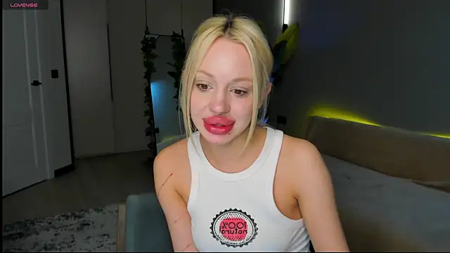 Luna_Beverly webcam