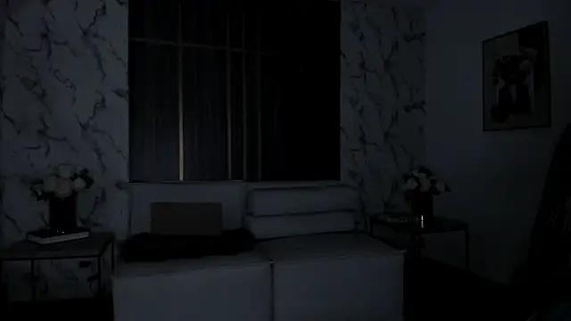 IsabellaAllen webcam