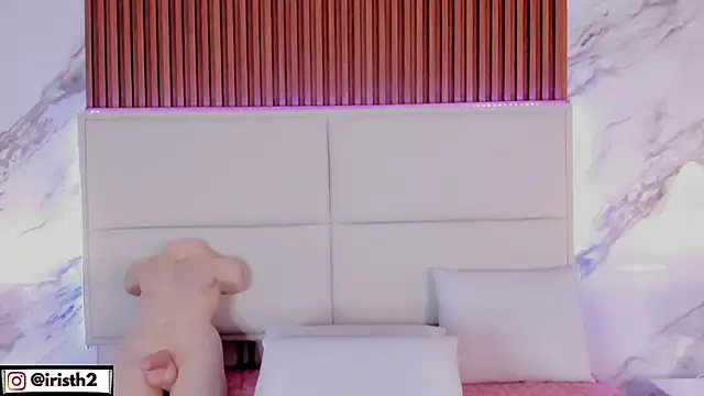 Iris_Thompson_ webcam