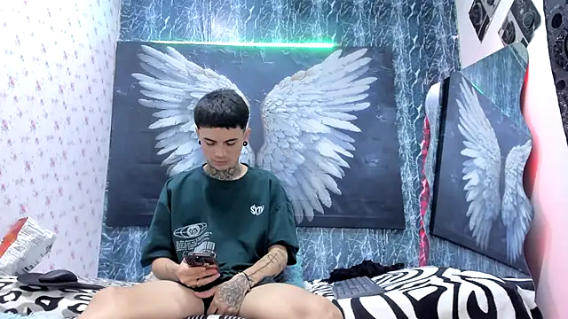 exotic_hot_couple webcam