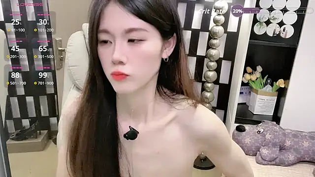 Yueyue-MM Stripchat cam model