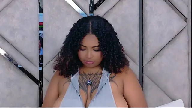 Cristal-Jonnes webcam