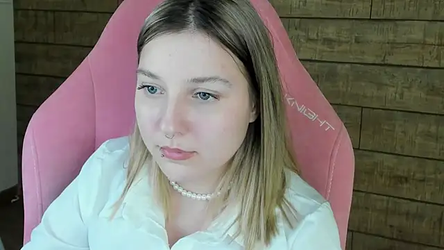 TinnaBurton live sex cam