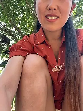 huonglyna - Huonglyna's free webcam - UK Sex Cams