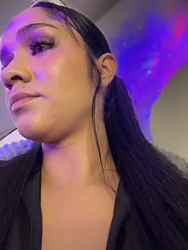 Isabella-Teen preview