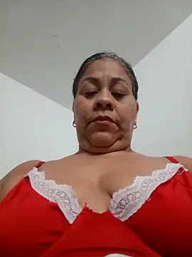 veronica_missbigg (F milf) - iam veronica Make me cum 💦😏🍑pvt open