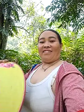 nin-anna - Nin-anna's free webcam - UK Sex Cams