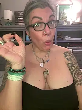 dieseldame1313 webcam