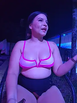 Pretty_Julieta webcam